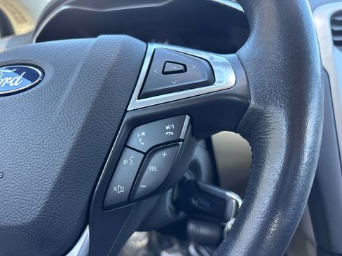 Used 2014 Ford Fusion SE w/ Equipment Group 502A image 21