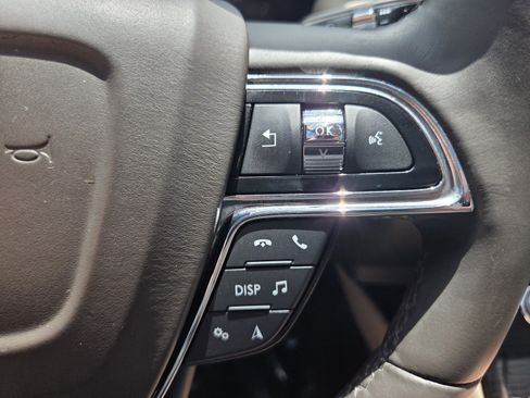 Used 2021 Lincoln Nautilus Reserve FWD image 27