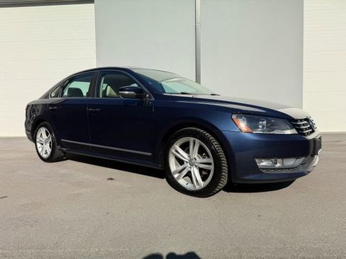 Used 2013 Volkswagen Passat TDI SEL Premium image 8