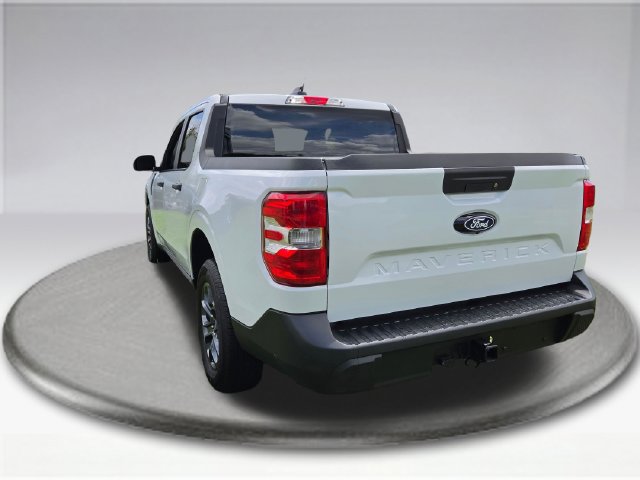 Used 2025 Ford Maverick XLT w/ Equipment Group 302A AWD/4WD image 14