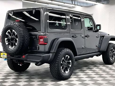 Used 2025 Jeep Wrangler Unlimited Rubicon 4xe w/ Convenience Group image 14