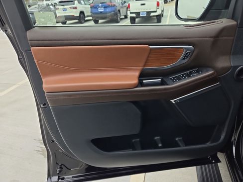 Used 2025 Ford Expedition King Ranch AWD/4WD image 14