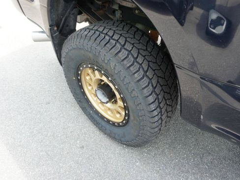 Used 2022 Ford F350 Lariat AWD/4WD image 8