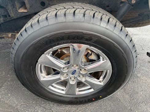 Used 2018 Ford F150 XLT w/ Equipment Group 301A Mid AWD/4WD image 27
