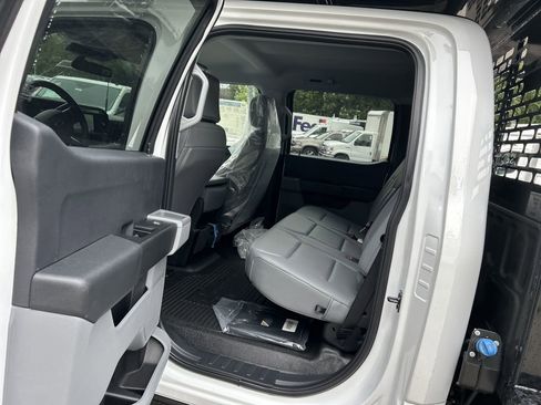 New 2025 Ford F550 XL image 15