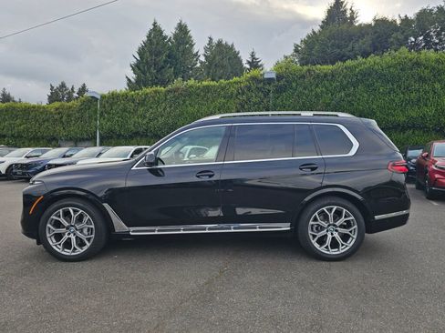 Used 2025 BMW X7 xDrive40i AWD/4WD image 4