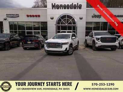 Used 2023 GMC Acadia SLE w/ Driver Convenience Package