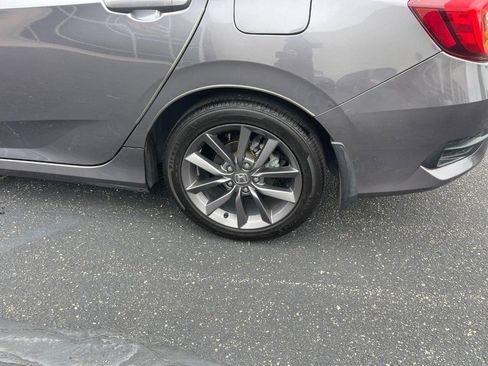 Used 2021 Honda Civic EX image 5