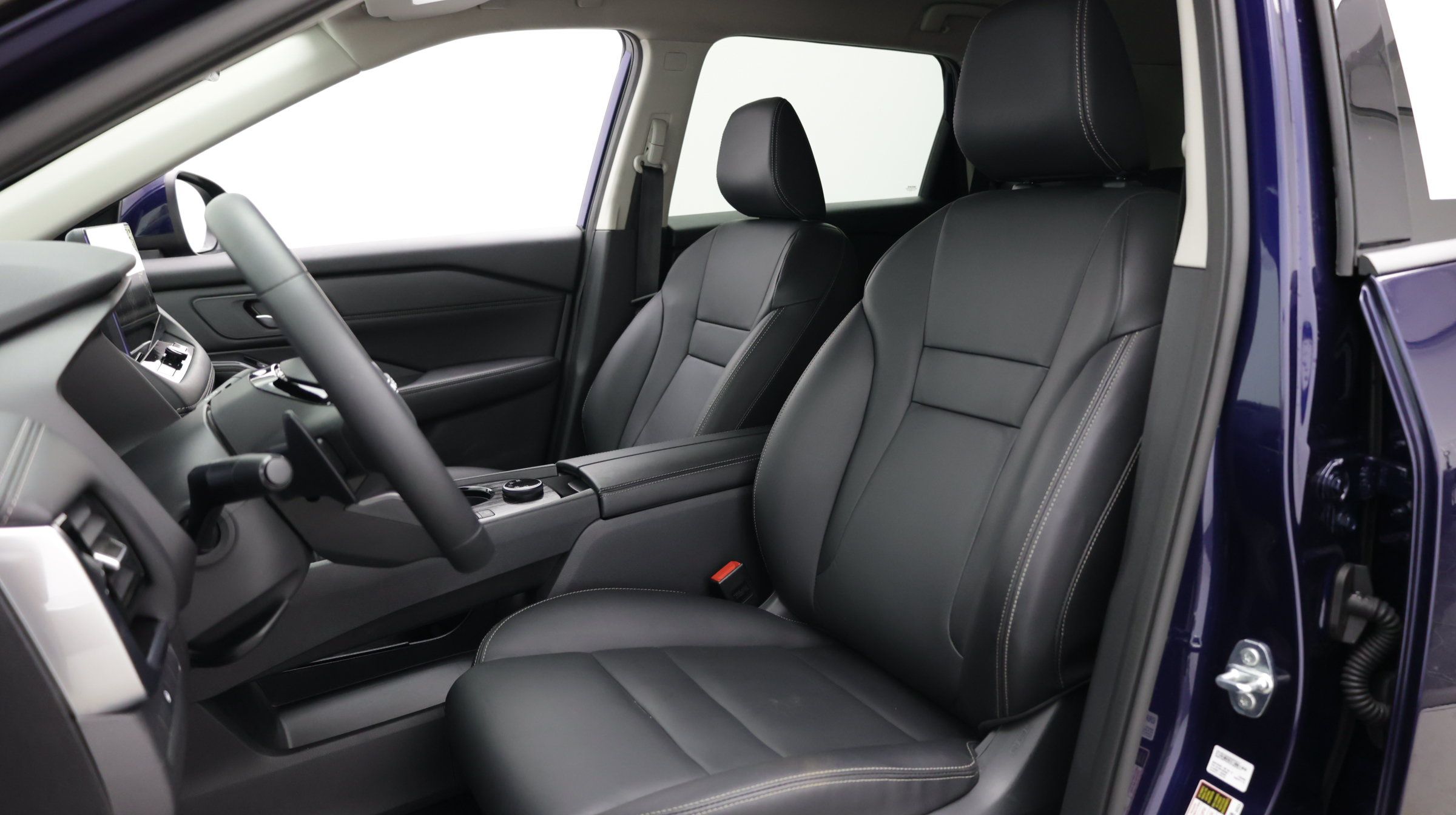Used 2026 Nissan Rogue SL AWD/4WD image 16