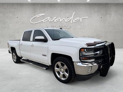 Used 2017 Chevrolet Silverado 1500 LT w/ Texas Edition image 2