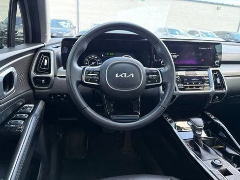 Used 2023 Kia Sorento SX FWD image 14