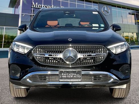 Certified 2025 Mercedes-Benz GLC 350e 4MATIC image 3