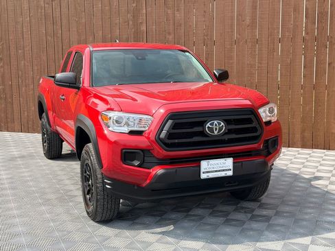 Used 2022 Toyota Tacoma SR w/ SX Package RWD image 9