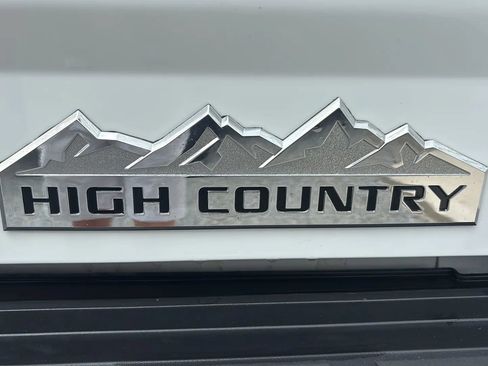 Used 2015 Chevrolet Silverado 3500 High Country w/ Duramax Plus Package AWD/4WD image 5