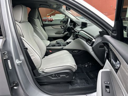 Used 2023 Acura MDX SH-AWD w/ Advance Package image 14