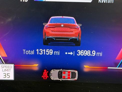 Used 2023 BMW i4 eDrive40 image 21