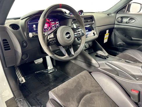 Used 2024 Nissan Z NISMO w/ Floor Mat Package RWD image 9