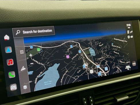 Certified 2022 Porsche Cayenne Coupe image 18