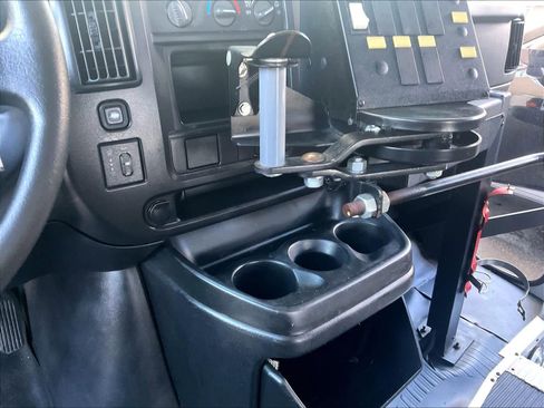 Used 2006 Chevrolet Express 3500 w/ School Bus Package image 19