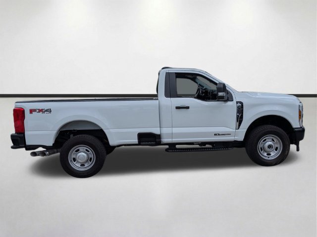 Used 2025 Ford F350 XL w/ XL Driver Assist Package AWD/4WD image 2