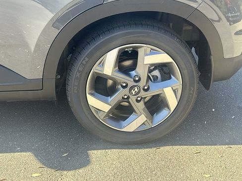 Certified 2026 Hyundai Venue SEL FWD image 41