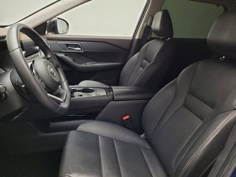 Used 2021 Nissan Rogue SL FWD image 17