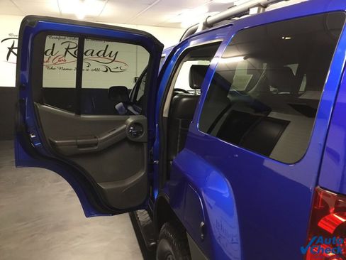 Used 2015 Nissan Xterra PRO-4X w/ Pro-4x Leather Package image 25