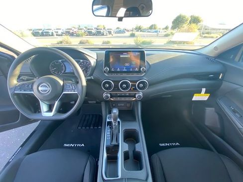 New 2025 Nissan Sentra SV image 12