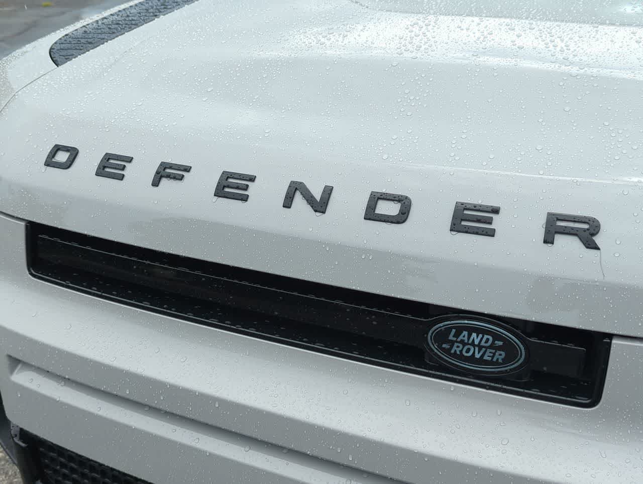 New 2026 Land Rover Defender 110 S AWD/4WD image 13