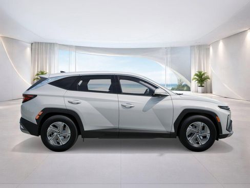 New 2026 Hyundai Tucson Blue SE AWD/4WD image 7