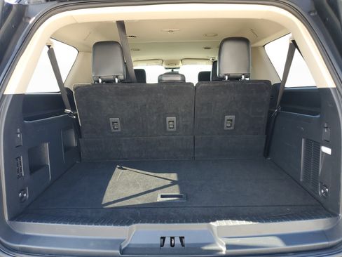 Used 2024 Ford Expedition Max XLT image 8