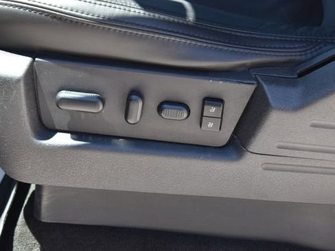 Used 2013 Ford F150 Platinum AWD/4WD image 17