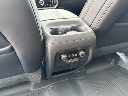 New 2026 GMC Acadia AT4 w/ Super Cruise Package AWD/4WD image 43