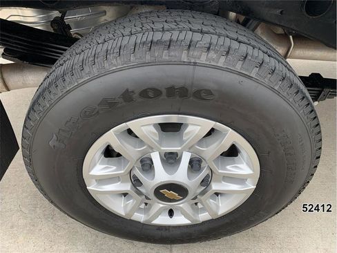 Used 2024 Chevrolet Silverado 2500 LT w/ Convenience Package image 20