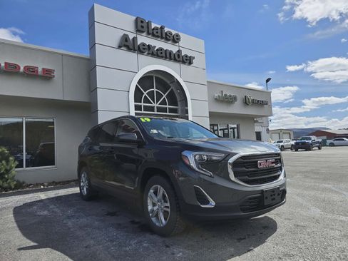 Used 2019 GMC Terrain SLE image 1