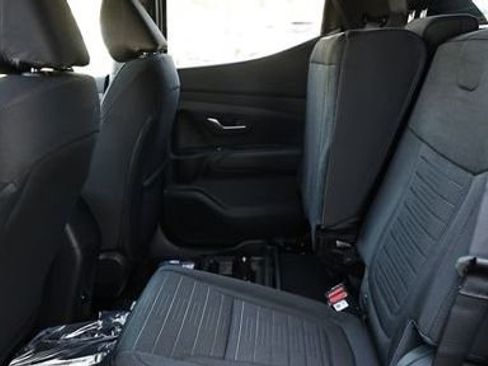 New 2026 Hyundai Santa Cruz SE FWD image 10