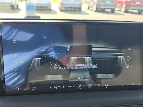 Used 2025 Lincoln Aviator Reserve w/ Illumination Package image 19