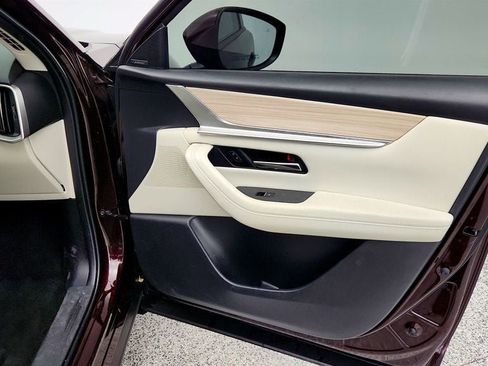 Used 2024 MAZDA CX-90 Plug-In Hybrid w/ Premium Plus image 23