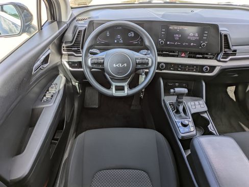 Certified 2023 Kia Sportage LX image 19