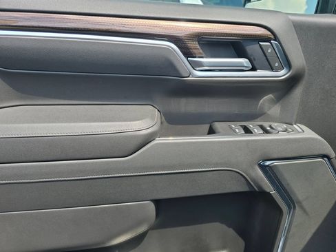 Used 2026 Chevrolet Silverado 1500 RST w/ RST Select Package RWD image 10