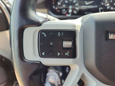Used 2021 Land Rover Defender 110 X-Dynamic SE AWD/4WD image 17