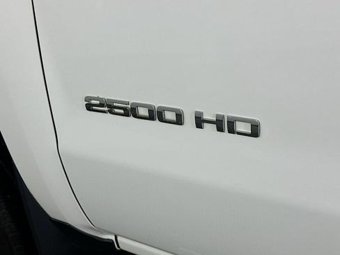 Used 2019 Chevrolet Silverado 2500 W/T image 27