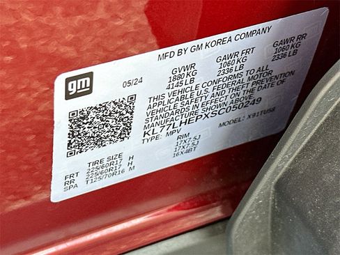 Certified 2025 Chevrolet Trax LT w/ Driver Confidence Package image 29