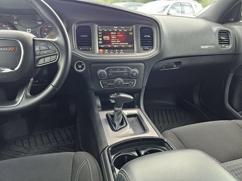 Used 2023 Dodge Charger SXT w/ Blacktop Package RWD image 13