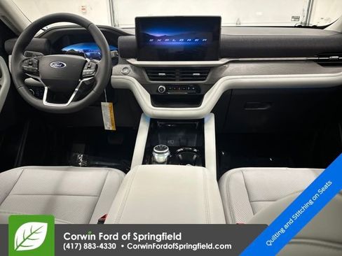 New 2026 Ford Explorer Platinum image 27