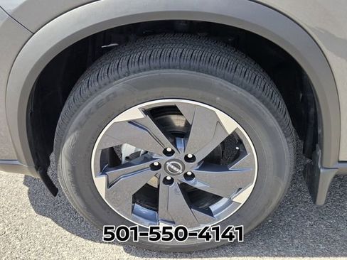 Used 2026 Nissan Rogue SV FWD image 19
