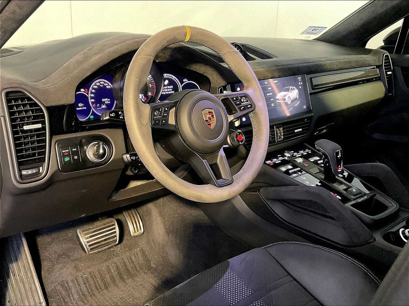 Certified 2022 Porsche Cayenne Turbo GT AWD/4WD image 4