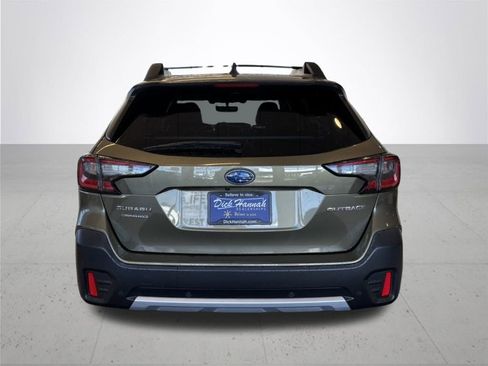 Used 2022 Subaru Outback Limited image 8