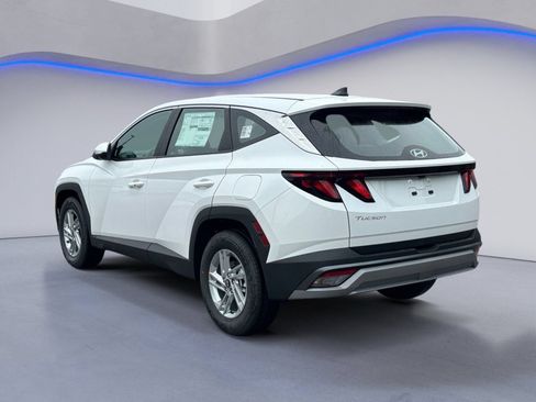 New 2026 Hyundai Tucson SE FWD image 3