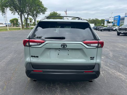Used 2023 Toyota RAV4 XLE Premium AWD/4WD image 6